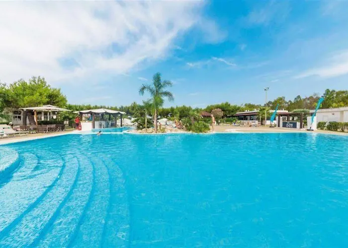 Alimini Smile Village شقة فندقية *